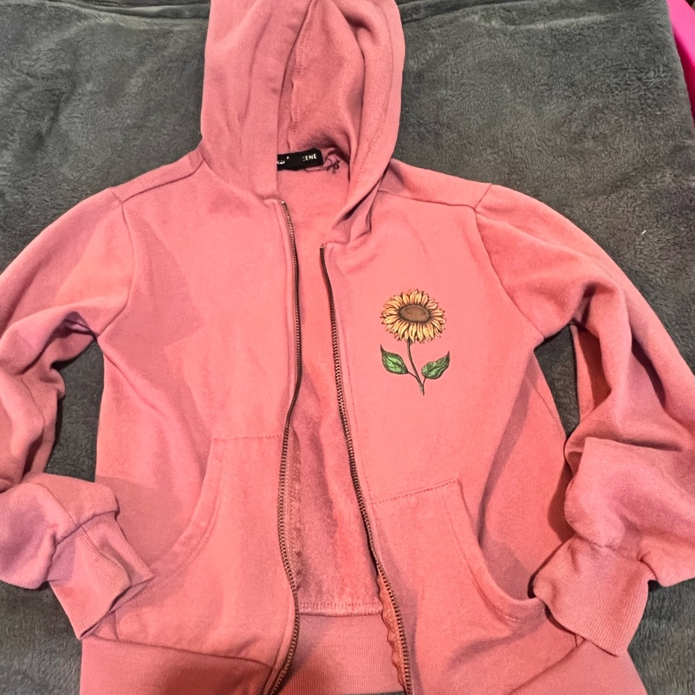 California Sunflower zip up hoodie size 7/8 (small)